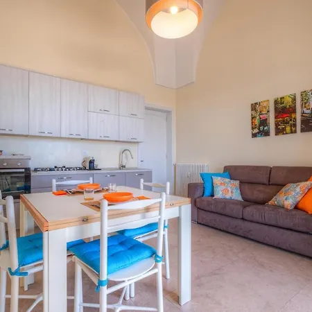 Апартаменты Two-room Beachfront In Santa Caterina