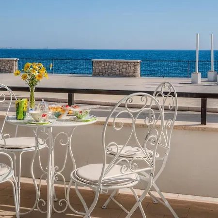 Two-room Beachfront In Santa Caterina * Nardo