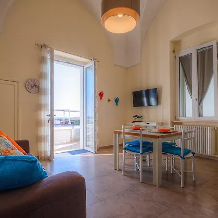 Two-room Beachfront In Santa Caterina *