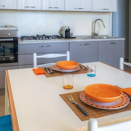 Apartment Two-room Beachfront In Santa Caterina Nardo